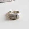 Anillo Abierto Redondo de Esmalte con Flor Transfronterizo Europeo y Americano Estilo Lujo Ligero Retro Anillo para Dedo Índice Sensación de Lujo Ligero Joyería para Manos Mujer