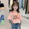 Camiseta de Manga Longa Cartoon para Meninas Primavera e Outono, Algodão Puro, Novo Estilo, Camiseta Básica de Gola Redonda Infantil, Estilosa