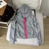 Sudadera con Capucha y Cremallera Grande Chaqueta Hombres Mujeres Otoño Chic Diseño Único Corte Delgado Favorecedor Cárdigan Top Versátil