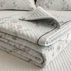 Colcha acolchada de lino tejido con estampado floral, pieza única, sábana gruesa para tatami, adecuada para todas las estaciones, engrosada, antideslizante, juego de tres piezas