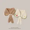 Oferta Especial Invierno Nuevo Estilo Bola de Lana Tejida Oso de Dibujos Animados Flor de Fresa Bufanda Cálida para Niños Niñas y Niños