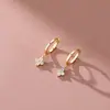 Aretes de Aro con Colgante de Trébol de Cuatro Hojas Incrustado de Diamantes para Mujer, Diseño de Nicho de Lujo Ligero, Sensación de Alta Gama, Temperamento a la Moda, Pendientes de Verano