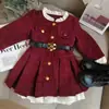 Vestido Infantil Estilo Pequeno Chanel, Outono e Inverno Acolchoado com Lã Espesso Vestido Vermelho de Princesa para Aniversário, Roupa de Aniversário Infantil com Jaqueta Acolchoada