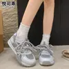 Couro Genuíno Malha Respirável Solado Grosso Sapatos Forrest Gump Femininos 2026 Outono Novo Versátil Leve Casual Esportivo Sapatos de Treino Alemães