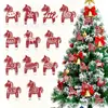 Juego de 12 Piezas de Adornos Navideños de Madera Estilo Nórdico Nuevo del Año del Caballo 2026 con Patrón Rojo Decoraciones Creativas
