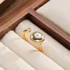 Anillo Nala Nala Estilo Vintage con Concha de Abulón y Perla para Mujer, Anillo para Dedo Índice que No se Desvanece, Sensación de Nicho de Alta Gama