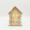 Nuevas manualidades navideñas de madera, casa navideña de madera, cabaña pequeña, decoración con luz, adorno colgante, decoración de árbol de Navidad