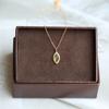 Pendente oval de cristal verde estilo japonês colar de ouro vintage banhado a ouro corrente de clavícula de cristal feminino atacado de fábrica