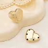 Pendientes de botón con diseño distintivo de escamas de pez y corazón para mujer, estilo simple, combinan con todo, para el día a día