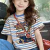 Camiseta de Algodão Puro de Manga Curta para Meninos e Meninas, Tamanhos Médio e Grande, Nova Coleção Verão 2026 Estilo Coreano Patchwork Listrado Gola Redonda Manga Curta