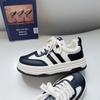 Zapatos deportivos blancos estilo ins coreano Beier 2024 nuevos para correr estudiantes mujeres suela gruesa para aumentar la altura zapatos casuales blancos