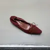 Zapatos planos retro delicados 2026, punta poco profunda, suela blanda, versátiles para el trabajo, de aspecto de hada, elegantes bailarinas