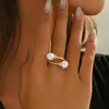 Anel Feminino Estilo Japonês e Coreano Estilo Chanel Design Geométrico de Fio Inlaid Zircônia Pérola Anel Aberto Pulseira Versátil