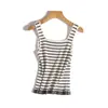 Conjunto Nobre Estilo ChanelInclui Cardigã/Colete Tricotado de Lã com Gola V de 48 Peças Top Listrado com Babados Feminino