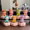 Dibujos Animados Populares de Vendedores Ambulantes Juguetes Giratorios de Resina Adornos para Escritorio para Aliviar el Estrés Juguetes Giratorios de Cerámica Lote Mixto Multicolor