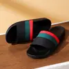 Zapatillas de Casa Sencillas Antideslizantes, Resistentes al Desgaste, Resistentes al Olor de Verano para Hombres y Mujeres, Baño, Hotel, Zapatillas de PVC