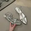 Sandalias romanas retro de estilo coreano con tiras cruzadas para mujer, adecuadas para uso en exteriores, nuevo modelo de verano 2026, combinadas con faldas, zapatillas de punta de tacón bajo