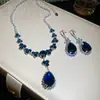 Pendientes y Conjunto de Collar de Piedras Preciosas Esmeralda Brillantes con Diamantes, Cadena de Clavícula de Lujo Ligero de Nicho, Conjunto de Joyería Estilo Palacio para Mujeres