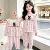 Pijama infantil al por mayor transfronterizo, conjunto de pijama de primavera y otoño para niñas, de manga larga, para niñas pequeñas y niños mayores, nuevo estilo 2026
