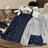 Roupa Infantil Estilo Coreano 2025 Novo Verão Meninas Saia Floral de Suspender Cardigan Infantil Cinza de Proteção Solar Conjunto de Duas Peças Tendência