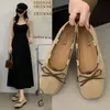 Sapatos tipo vovó slip-on versáteis, macios e confortáveis, sapatos de salto único extremamente estilosos, inspirados no Chanel vintage, novo modelo verão 2026