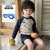 Traje de baño coreano de dos piezas para niños, nuevo traje de baño de manga larga protector solar de secado rápido, conjunto de natación de verano