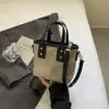 Bolsa Saco Popular deste Ano para Mulheres 2025 Nova Moda Bolsa de Ombro Contrastante Bolsa Transversal de Nicho de Alto Padrão