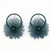Aretes de Flor Calada con Spray Mate de Color Caramelo para Mujer, Uso Diario, Vacaciones, Fiesta, Estilo de Nicho, Aretes Exagerados