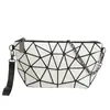 Bolsas para Mulheres 2025 Verão Nova Bolsa de Corrente Geométrica com Diamantes Cor Luminosa que Muda Moda Tendência de Ombro Único Transversal para Mulheres