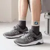 Meias Masculinas de Cano Médio para Outono e Inverno, Meias de Cano Médio Modernas Resistentes a Odores e Absorventes de Suor, Meias Versáteis para Estudantes, Meias de Basquete Resistentes a Odores Esportivas Zhuji