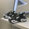 Verano 2026 nuevos zapatos casuales populares de moda para hombre, esenciales, elegantes, versátiles, de suela gruesa, que aumentan la altura, para adolescentes
