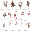 Galhos de pinha artificial de Natal transfronteiriços, flocos de neve, agulhas de pinheiro, bagas, galhos de frutas vermelhas, galhos de decoração de feriado, buquê de agulhas de pinheiro de Natal