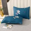 Juego de almohadas para una persona, incluye una funda de almohada, extraíble y lavable, adecuado para estudiantes y adultos, núcleo de almohada de soporte para el cuello, juego de dos
