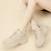 Bestseller de Douyin Zapatos de Papá para Mujer Otoño/Invierno 2026 Nuevos Versátiles Cómodos Que No Cansan los Pies Con Cordones de Caña Alta Zapatos Deportivos Casuales
