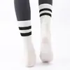 Calcetines de Yoga Antideslizantes Profesionales para Mujer Calcetines de Pilates 2025 Nuevos Calcetines de Yoga Primavera y Verano Calcetines Antideslizantes Medias a Media Pantorrilla