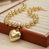 Cadena Creativa de Cuentas Irregulares para Clavícula, Venta Caliente Transfronteriza Europea y Americana para Mujeres, Colgante de Corazón de Metal, Collar Exagerado Hecho a Mano para Mujeres