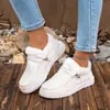 Zapatos Planos de Algodón de Invierno Transfronterizos para Mujer, Forrados de Felpa, Engrosados, Cálidos, Talla Grande, Bloques de Color, Zapatos de Algodón Casuales sin Cordones Venta al por Mayor