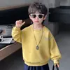 Roupas de Primavera e Outono para Meninos Moletom com Estampa de Letras Personalizada Estilo Coreano Jaqueta Casual Bonita Infantil Top Estiloso para Crianças Pequenas e Médias