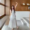 Moda Verão 2026 Casual Simples e Elegante Design Francês Conjunto de Top Irregular + Saia
