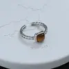 Anillo Retro Étnico Pequeño Cubo de Azúcar Imitación Turquesa para Mujer, Único y Elegante, Sensación de Alta Gama, Anillo Abierto Versátil de Nicho