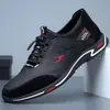 Zapatos de Hombre con Suela Blanda 2026 Primavera y Verano Nuevos Zapatos Casuales Tenis de Cuero de Boca Baja Zapatos Británicos de Caña Baja Slip-On Venta al por Mayor