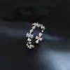 Anillo de Cruz de Diamante de Lujo Ligero de Moda para Mujer Personalidad de Nicho Apilable Estilo Europeo y Americano Anillo Abierto Fresco para Dedo Índice Venta al por Mayor