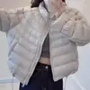 Chamarra de Plumas Puff Cloud Sense Acanalada para Mujer 2025 Nueva Holgada Cuello Alto Muy Bonita Corta Petite Abrigo de Plumas 90