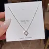 Collar Clavícula con Colgante de Cubo Geométrico, Cadena de Lujo de Alta Gama Nicho 2026 Collar Súper Elegante, Gargantilla de Verano para Mujeres al por Mayor