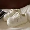 Zapatillas blancas de estilo universitario, alta moda, con suela gruesa para mujer, nueva colección de otoño 2026, súper modernas, versátiles y perfectas para estudiantes