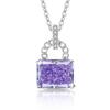 El suministro transfronterizo de un popular collar de diamantes de alto carbono con simulación de color flash, un colgante con corte de flor de hielo, hace temblar a una generación de cabello.