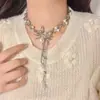 Collar de Perlas con Borla de Araña para Mujer Gargantilla Accesorios de Nicho de Lujo Ligero 2024