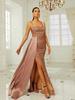 Vestido de noche de banquete con abertura y lentejuelas doradas, sin espalda y con tirantes finos de comercio exterior