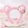 Diadema de Oso Fresa de Dibujos Animados Linda para Mujer, Diadema de Felpa Antideslizante para Otoño e Invierno para Lavarse la Cara, Accesorio para el Cabello Versátil para Salir