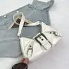 Bolsa de Ombro/Axila Plissada de Grande Capacidade 2025 Novo Estilo Americano Estilo Desgastado Feminina Retrô Estilo Commuter Bolsa para Motocicleta